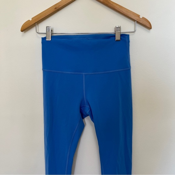 Lululemon Wunder Train High-Rise Tight in Blue Size 6 - Picture 2 of 4